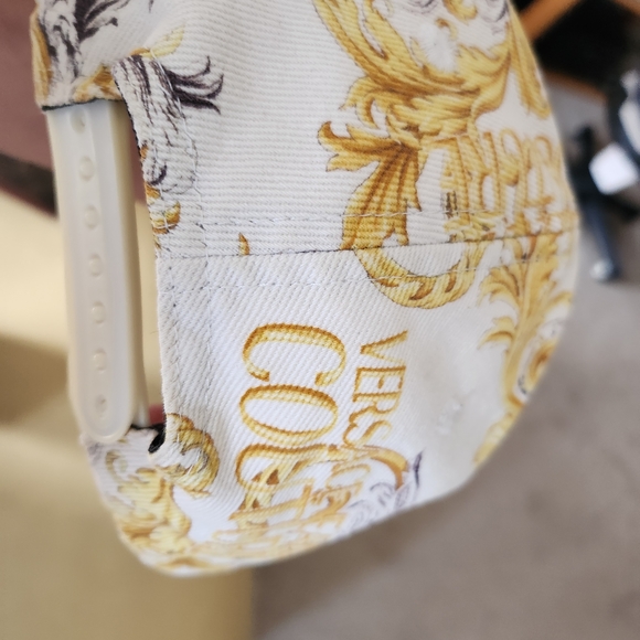 Versace White and Gold Baroque Hat - Picture 2 of 13